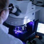 microscopy-violet-Laboratory